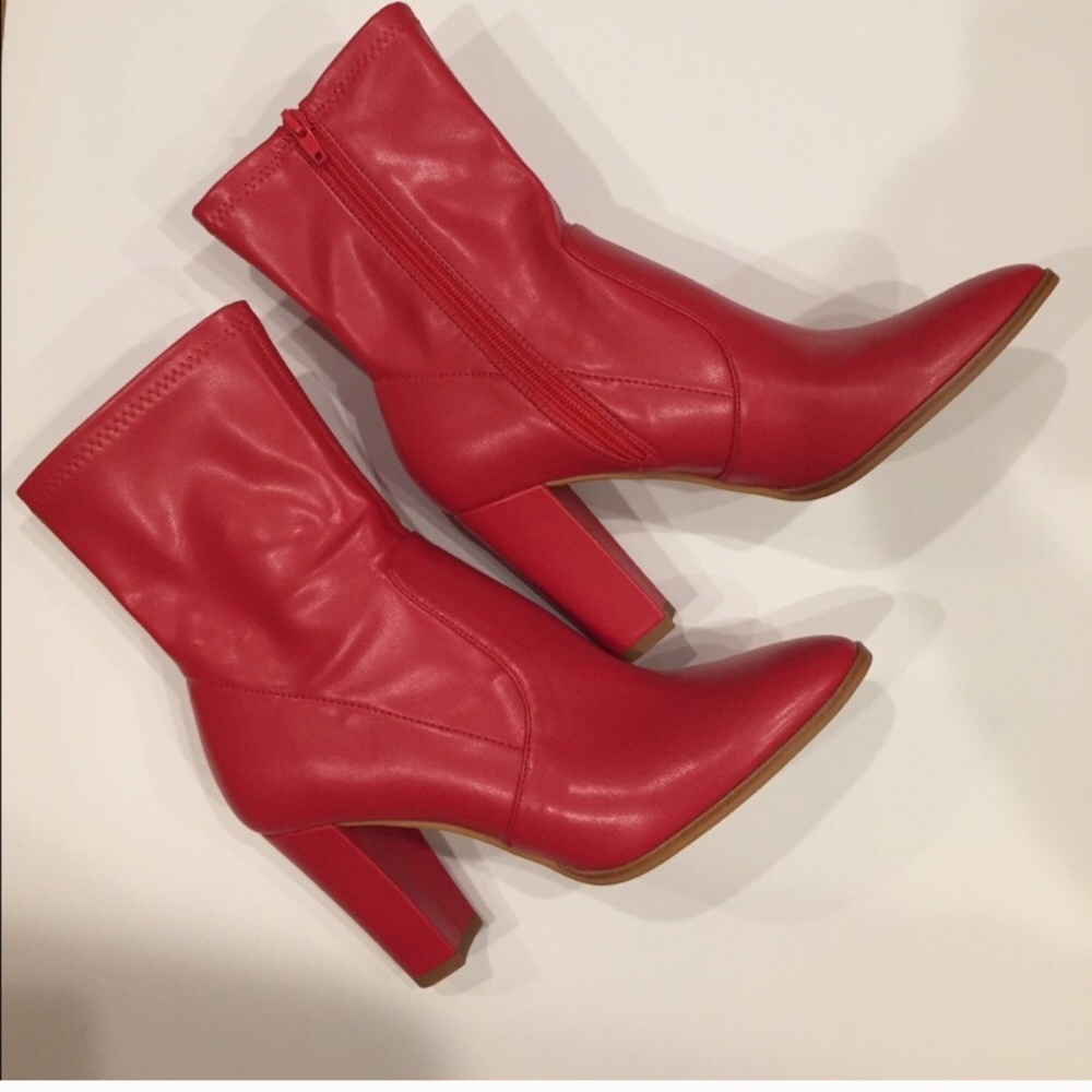 Dolce Vita Ankle Booties